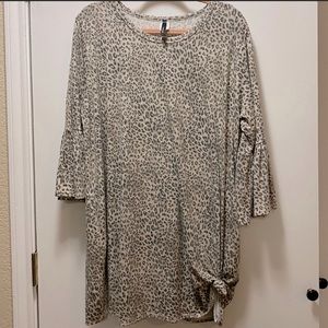 Boutique Tunic/Dress/Top by Yahada 2x